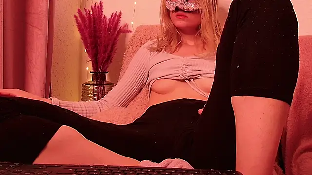 SecretAnni online show from December 25, 5:16 am