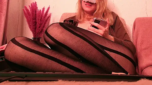 SecretAnni online show from December 28, 8:36 pm