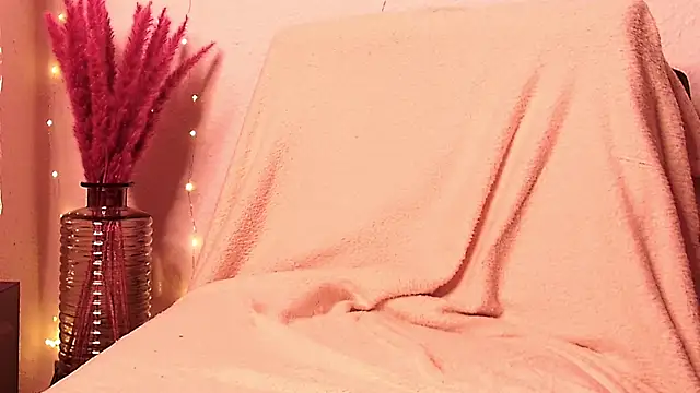 SecretAnni online show from January 3, 9:36 pm