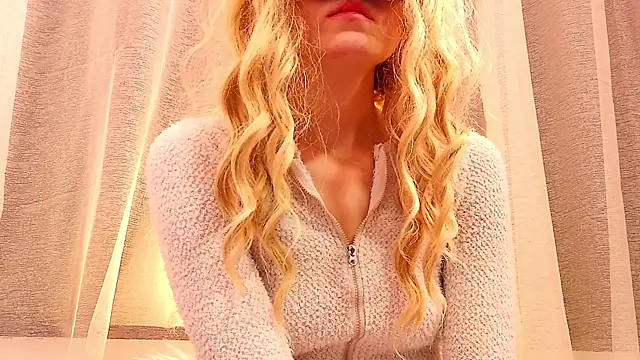 SecretAnni online show from February 9, 6:16 pm