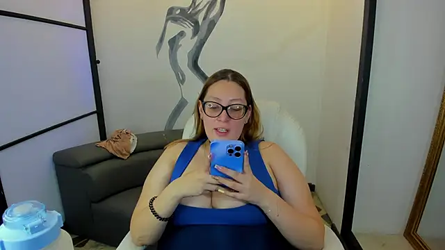 Snapshot of NiickyJones chatting on January 14, 1:04 am NiickyJones online show from January 14, 1:04 am