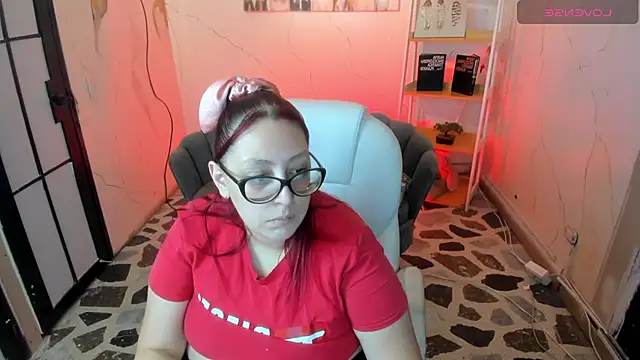 Snapshot of NiickyJones chatting on September 16, 5:58 pm NiickyJones online show from September 16, 5:58 pm