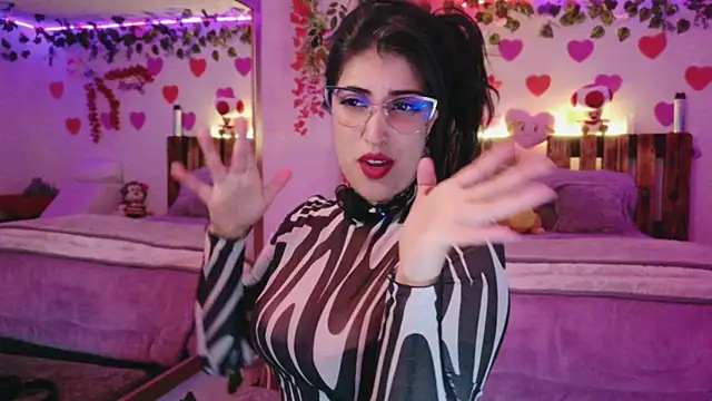 azahar  ziiz online show from July 27, 11:34 pm