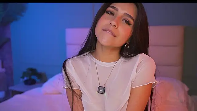 Snapshot of Ashley_Jones9 chatting on January 8, 3:25 pm Ashley Jones9 online show from January 8, 3:25 pm