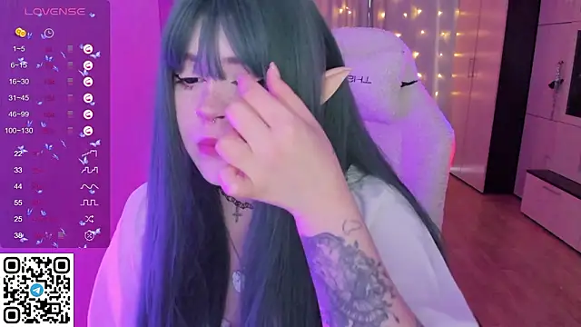 SelenaCute online show from March 23, 5:44 am