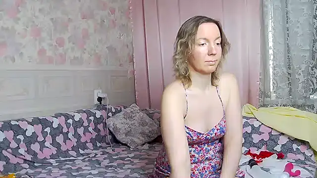 Snapshot of AmandaLisss chatting on February 7, 4:59 am AmandaLisss online show from February 7, 4:59 am