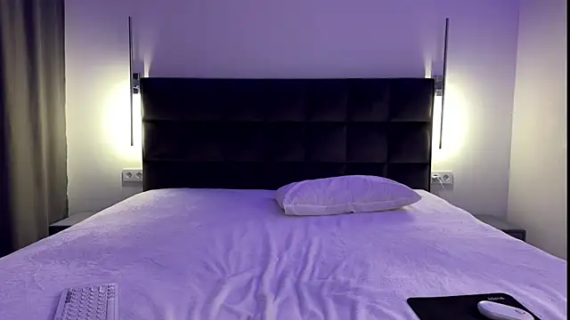 NotElis online show from December 22, 6:16 pm