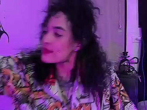 sarah benjjaminn online show from June 4, 12:49 am
