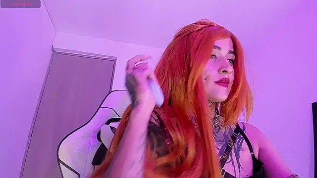 sarah benjjaminn online show from July 23, 1:42 pm