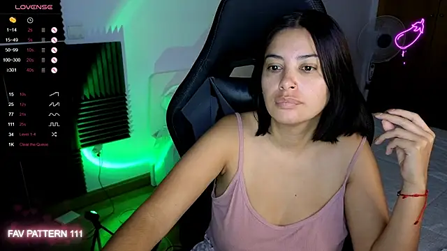 AnnaQueen online show from October 18, 2:25 am