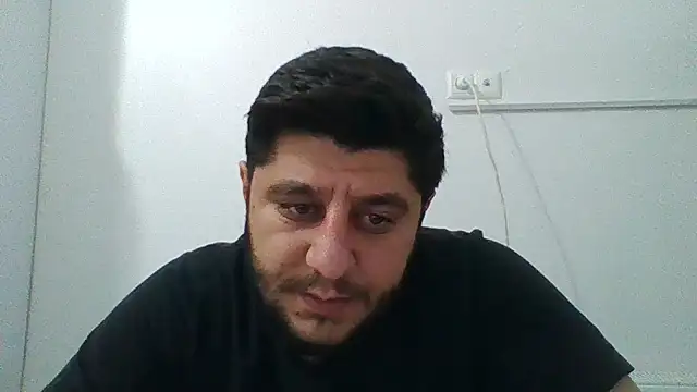 erkekkkadam online show from November 7, 11:27 pm