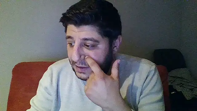 erkekkkadam online show from March 25, 5:30 pm