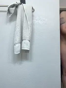 Snapshot of ft2022W chatting on March 10, 4:46 pm ft2022W online show from March 10, 4:46 pm