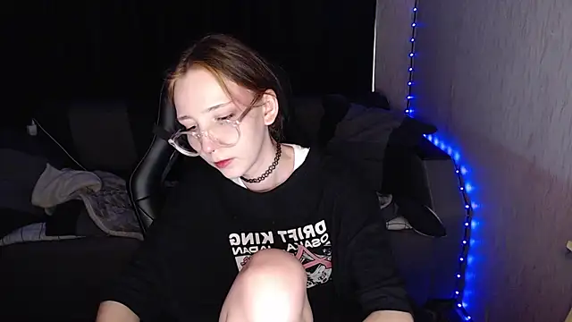 AmeliaKamishiro online show from October 12, 8:57 am