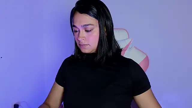 Snapshot of Celeste_Blu chatting on June 10, 5:01 pm Celeste Blu online show from June 10, 5:01 pm