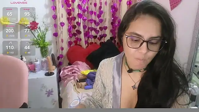 lovely trix online show from June 5, 5:29 pm