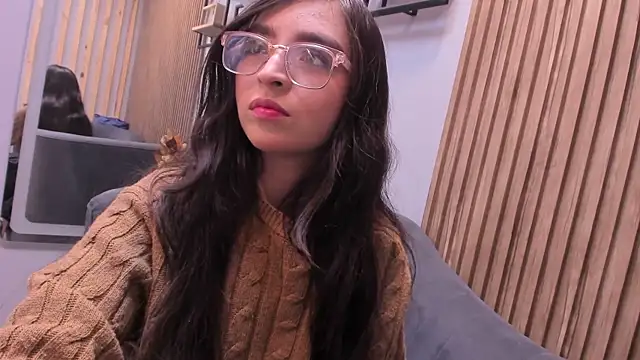 Snapshot of Eva_Macalliter chatting on September 29, 1:05 pm Eva Macalliter online show from September 29, 1:05 pm