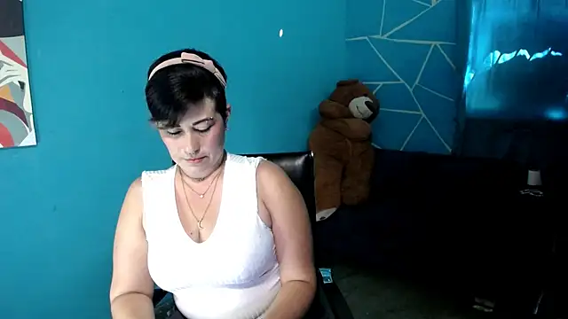 Sunny rayz  online show from July 25, 3:09 pm