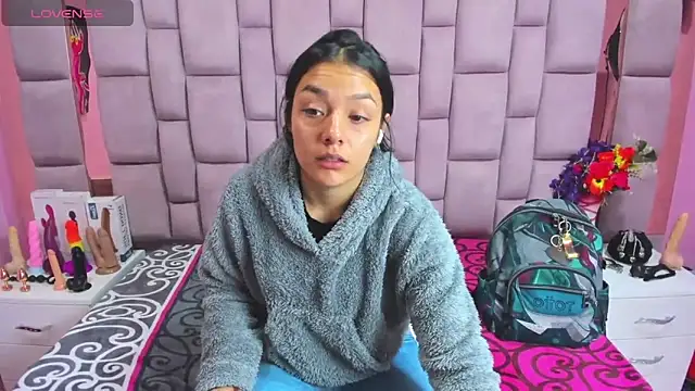 Bich Anal  online show from March 14, 1:35 pm