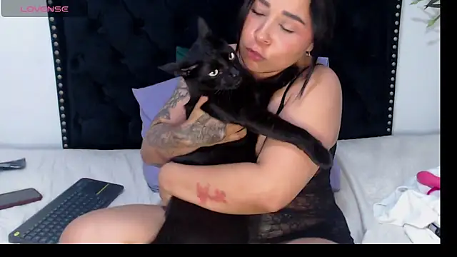 GreatBIG BOOBS Nina online show from February 27, 1:16 am