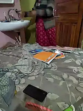 COUPLLE VILLAGE online show from December 28, 10:47 am
