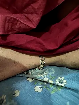 COUPLLE VILLAGE online show from February 13, 9:11 pm