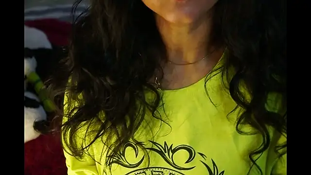 Snapshot of -AyeshaSinghania- chatting on March 30, 4:30 pm -AyeshaSinghania- online show from March 30, 4:30 pm