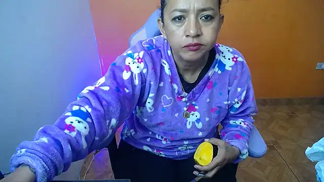 daleska ayala 1 online show from January 19, 7:57 am