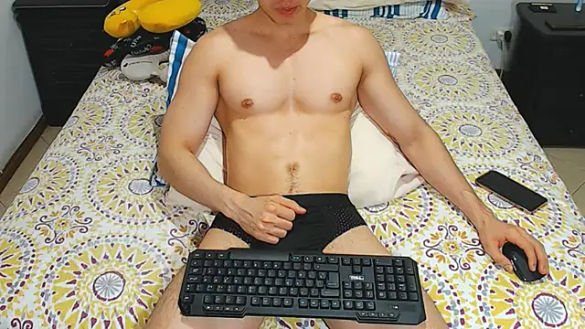 JahsHot online show from October 31, 7:59 pm