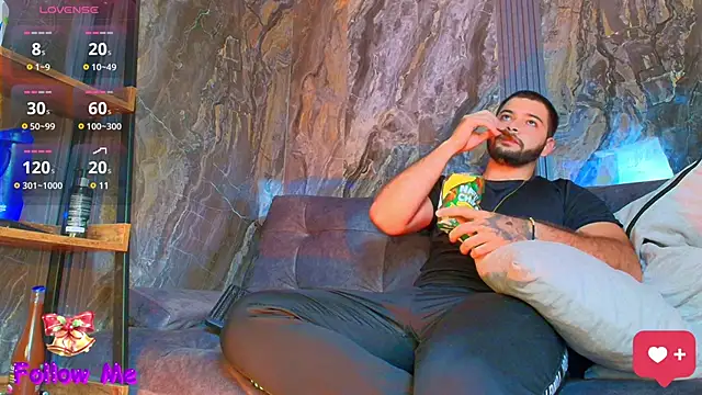 Andrew Brown online show from December 6, 5:00 pm