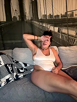 Bigbuttbrooklynn online show from October 17, 4:04 am