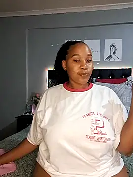 Toya P online show from February 15, 8:33 pm