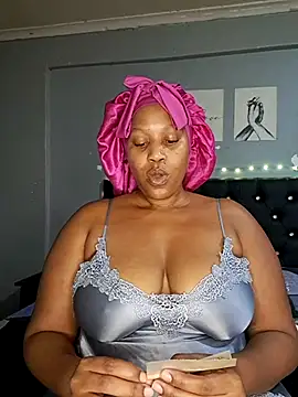 Toya P online show from July 30, 4:28 pm
