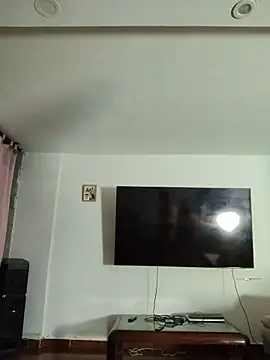 Briiiaa online show from May 23, 3:01 am