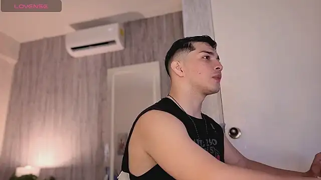 JUANDIAMONDS98 online show from February 22, 1:42 pm