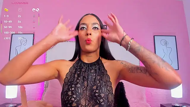 charlotte kisss online show from October 6, 8:50 pm