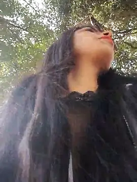 Astrid-- online show from February 9, 3:16 pm