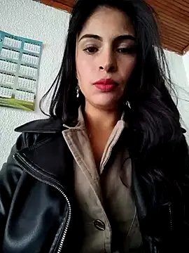 Astrid-- online show from June 17, 3:02 pm
