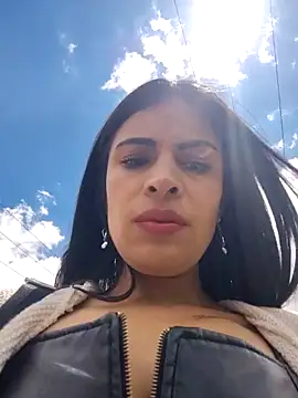 Astrid-- online show from July 28, 4:39 pm