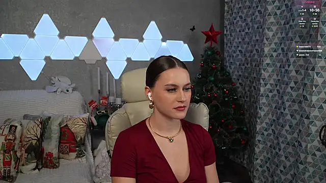 Snapshot of HarleyDeess chatting on December 13, 1:37 am HarleyDeess online show from December 13, 1:37 am