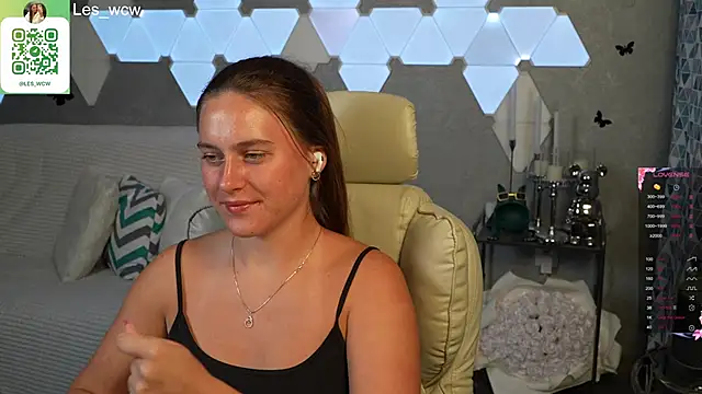 Snapshot of HarleyDeess chatting on September 17, 7:26 pm HarleyDeess online show from September 17, 7:26 pm