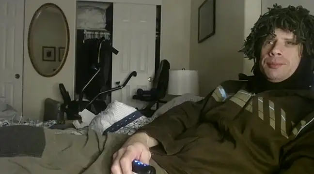 Snapshot of HandsumHungDaddy chatting on January 12, 3:14 pm HandsumHungDaddy online show from January 12, 3:14 pm