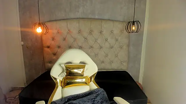 Alice Laurentt online show from February 27, 2:53 am