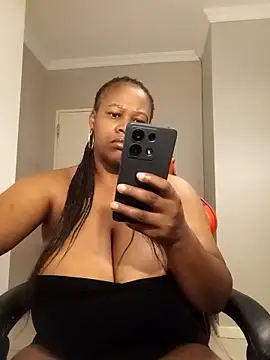 bustylisa1983 online show from March 30, 5:08 am