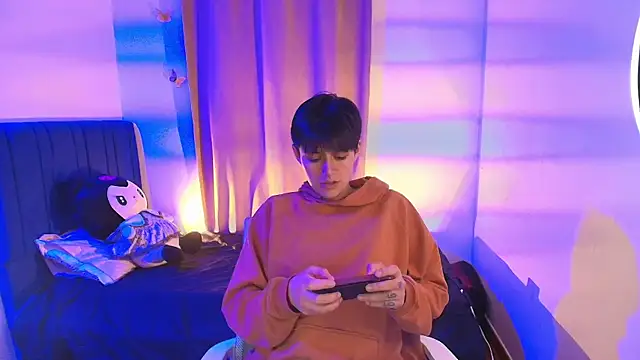 9 Fernanda 9 online show from September 19, 7:10 am