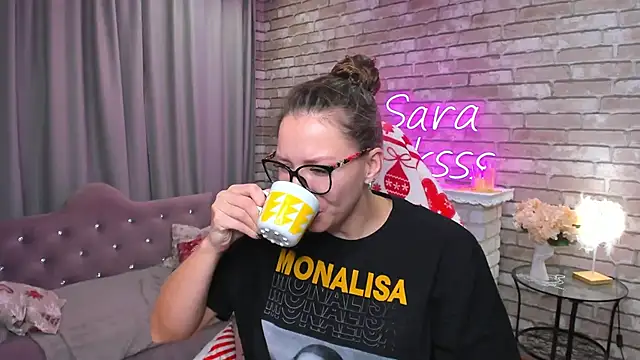 SarahCoksss online show from December 3, 1:08 am