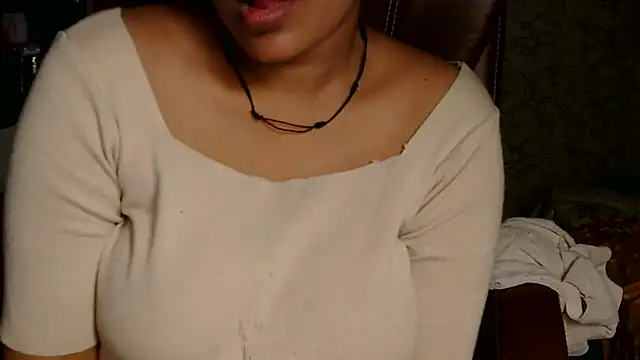sexy-simmy online show from February 6, 12:33 am