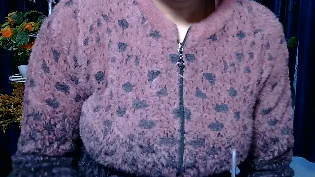 sexy-simmy online show from November 15, 1:25 am