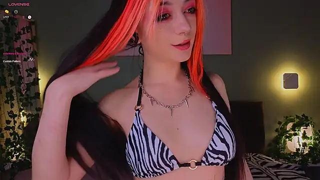 TristaRoht online show from January 19, 6:32 pm