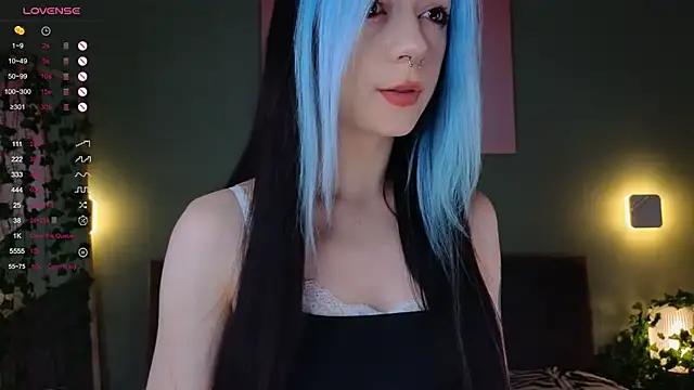 TristaRoht online show from March 13, 1:40 pm